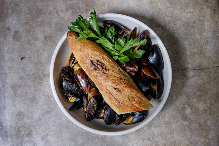 Sweetwater | restaurant | 105 N 6th St, Brooklyn, NY 11211, USA | 7189630608 OR +1 718-963-0608