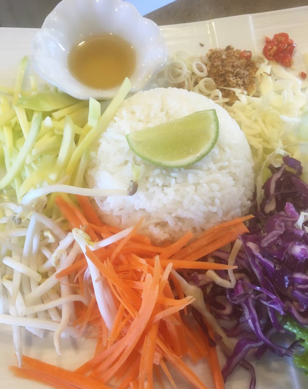 Khao Yum Thai Restaurant | restaurant | 5562 Manotick Main St C, Manotick, ON K4M 1A2, Canada | 6136928588 OR +1 613-692-8588