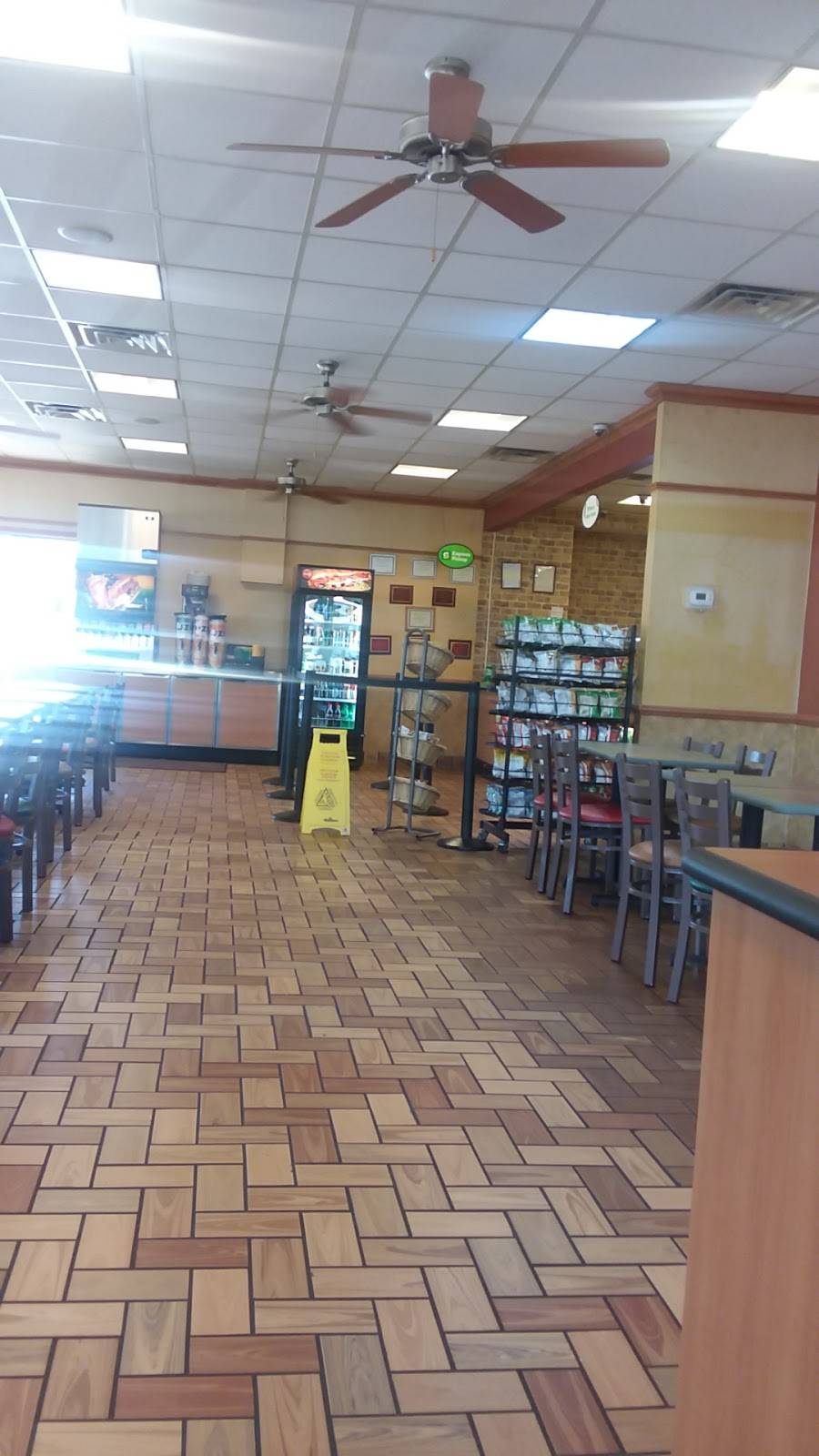 Subway | restaurant | 315 Homer Rd, Minden, LA 71055, USA | 3183712049 OR +1 318-371-2049
