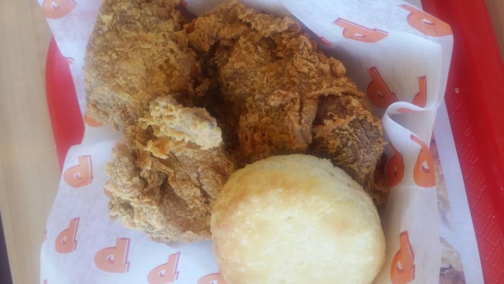 Popeyes Louisiana Kitchen | restaurant | 2210 E Plaza Blvd, National City, CA 91950, USA | 6194703002 OR +1 619-470-3002