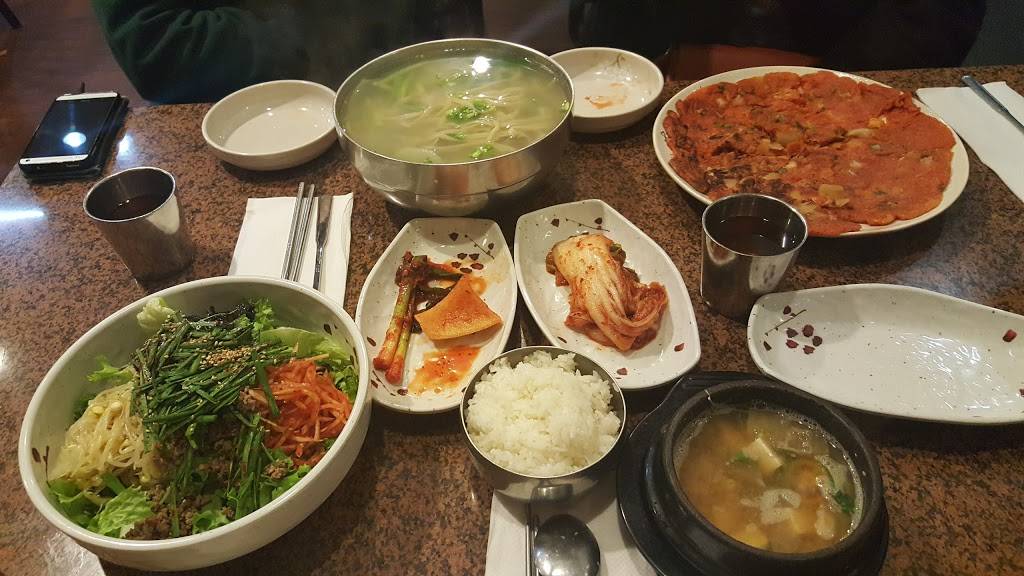 Miari Noodle House | restaurant | 3224 Olympic Blvd, Los Angeles, CA 90006, USA | 3237350647 OR +1 323-735-0647