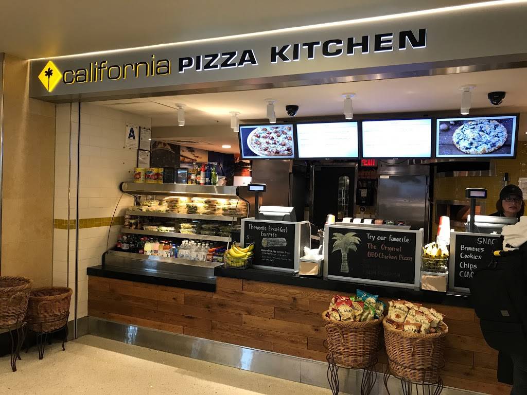California Pizza Kitchen at Fashion Valley | restaurant | 7007 Friars Rd #901, San Diego, CA 92108, USA | 6192984078 OR +1 619-298-4078
