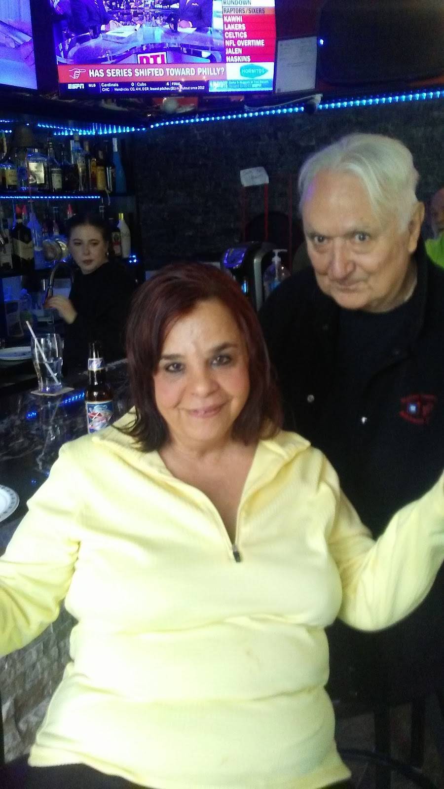 Pillette Pub Sports Bar & Grill | restaurant | 899 Pillette Rd, Windsor, ON N8Y 3B4, Canada | 5198009015 OR +1 519-800-9015