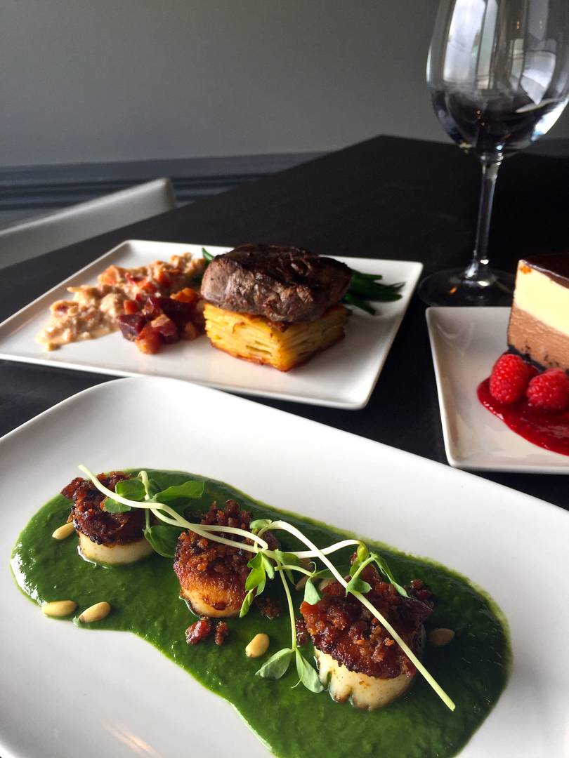 Days on Front | restaurant | 730 Front Rd, Kingston, ON K7M 6P7, Canada | 6137669000 OR +1 613-766-9000