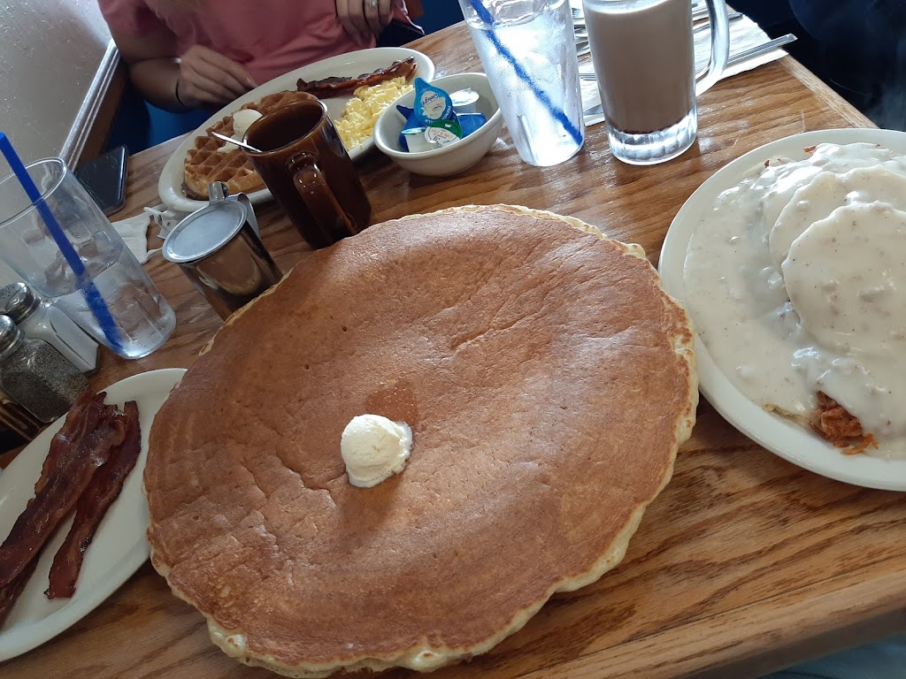 Zekes Eatin Place | restaurant | 1781 AZ-69 #35, Prescott, AZ 86301, USA | 9287764602 OR +1 928-776-4602