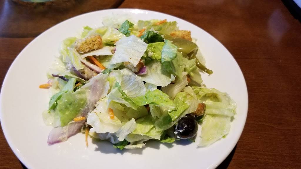 Olive Garden Italian Restaurant | meal takeaway | 683 Lynnhaven Pkwy, Virginia Beach, VA 23452, USA | 7574868234 OR +1 757-486-8234