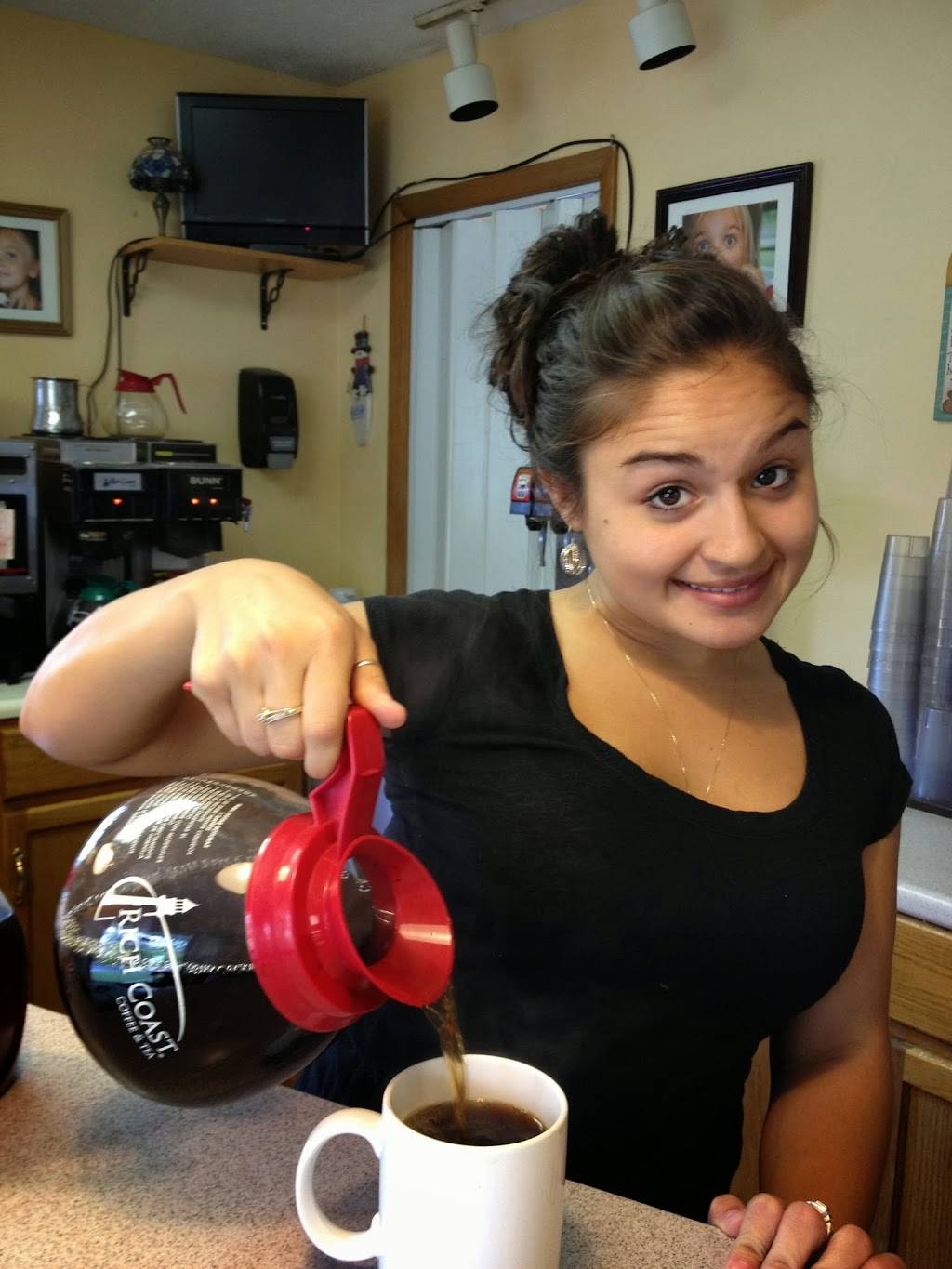 Ronys Place Restaurant and Pizzeria | restaurant | 276, Pleasant Gap, PA 16823, USA | 8143594426 OR +1 814-359-4426