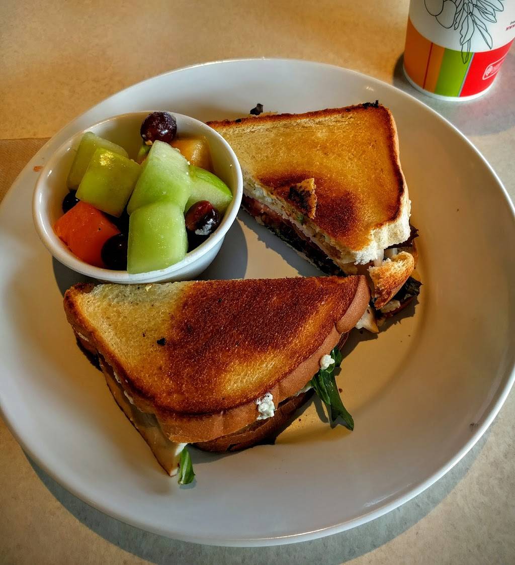 Zoës Kitchen | restaurant | 4624 Town Crossing Dr #149, Jacksonville, FL 32246, USA | 9046412130 OR +1 904-641-2130