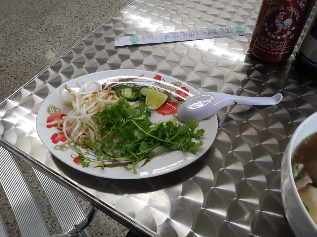 DT Hot Food & Grocery | restaurant | 5708 Veterans Blvd, Pascagoula, MS 39581, USA | 2287696701 OR +1 228-769-6701