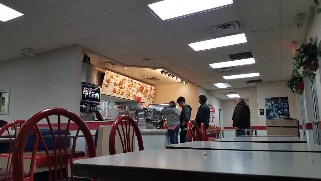 KFC | restaurant | 7901 N Oracle Rd Hwy, Tucson, AZ 85704, USA | 5205755784 OR +1 520-575-5784