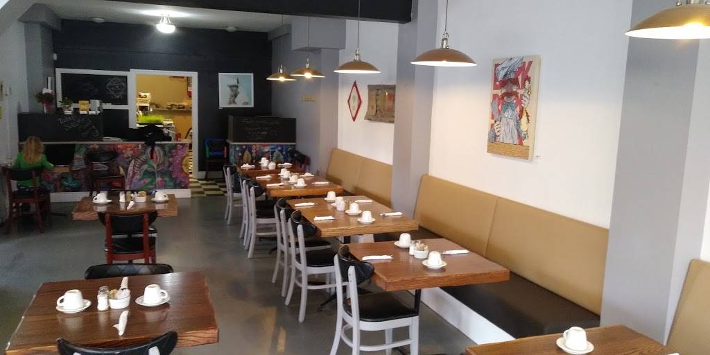 The Monaghan Cafe | restaurant | 1017 Monaghan Rd, Peterborough, ON K9J 5K9, Canada | 7057434800 OR +1 705-743-4800