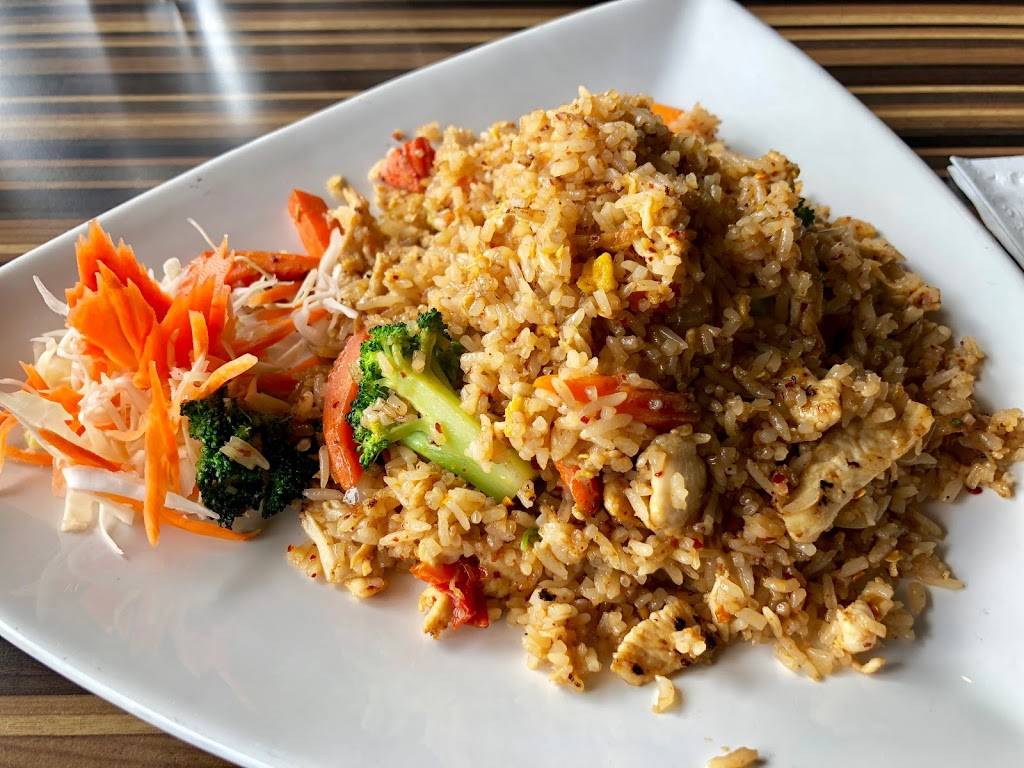 Aungs Bangkok Cafe | restaurant | 1225 E Hampden Ave, Englewood, CO 80113, USA | 3038069354 OR +1 303-806-9354