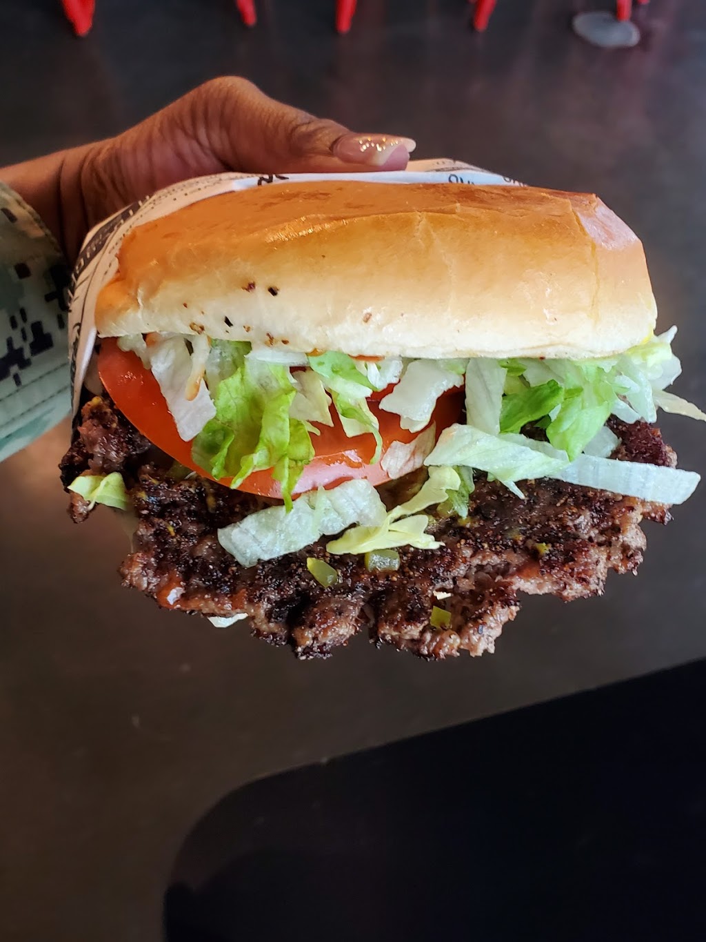 Fatburger & Buffalos Express | restaurant | 1551 Premium Outlets Blvd Suite 270, Norfolk, VA 23502, USA | 7579373020 OR +1 757-937-3020