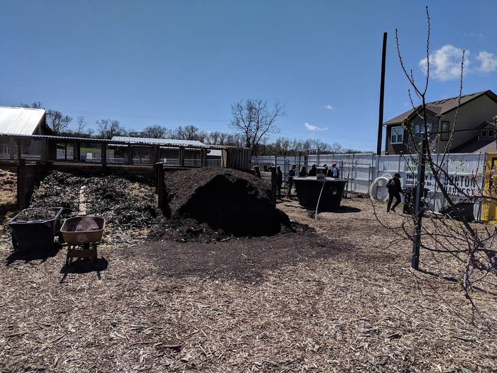 The Market at Bonton Farms | cafe | 6907 Bexar St, Dallas, TX 75215, USA | 9723798979 OR +1 972-379-8979