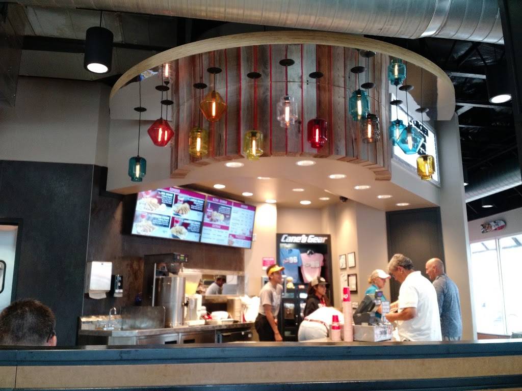 Raising Canes Chicken Fingers | meal takeaway | 26801 Aliso Creek Rd, Aliso Viejo, CA 92656, USA | 9494480241 OR +1 949-448-0241