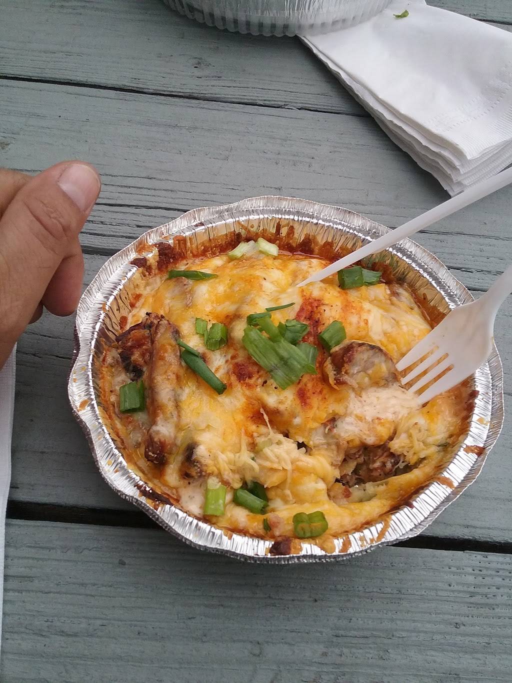 a.k.a. Friscos Restaurant & Catering Company | restaurant | 4632 Wedgewood Blvd, Frederick, MD 21703, USA | 3016980018 OR +1 301-698-0018