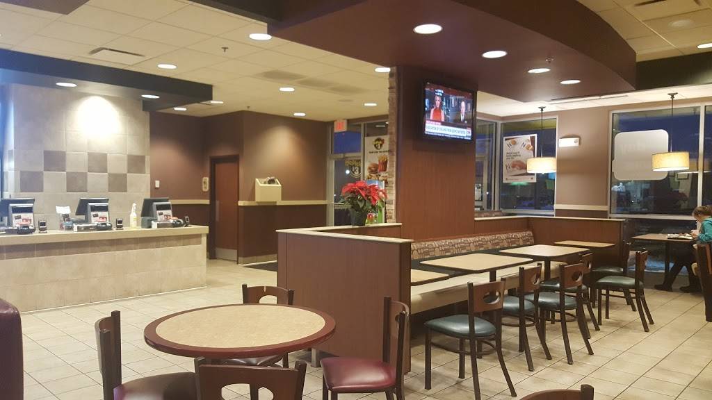 McDonalds | cafe | 1313 W, County Rd E, Arden Hills, MN 55112, USA | 6516331257 OR +1 651-633-1257