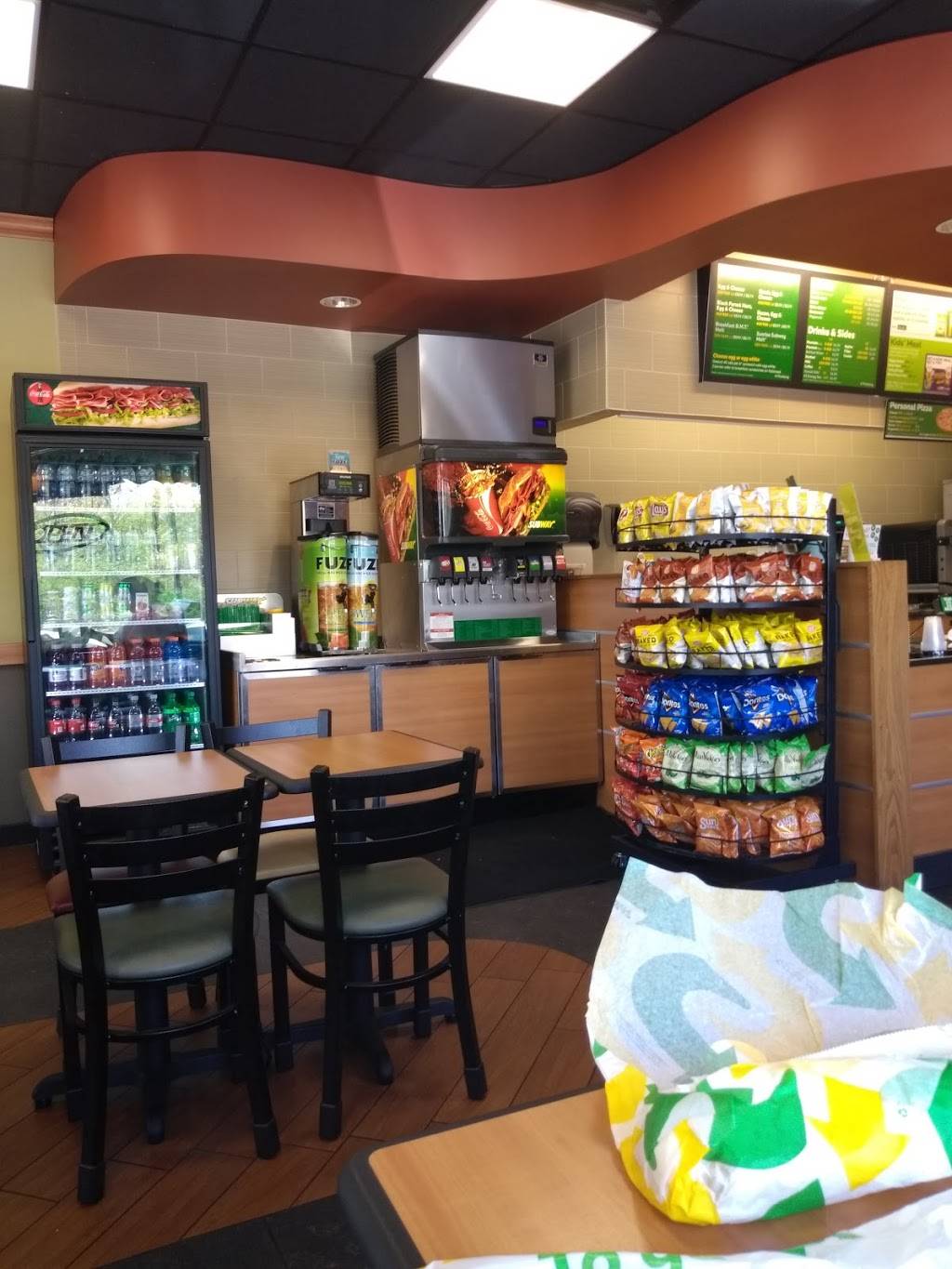 Subway | restaurant | 2154 Wards Rd, Lynchburg, VA 24502, USA | 4342374287 OR +1 434-237-4287