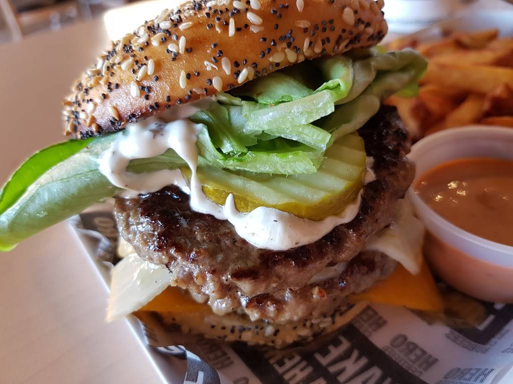 Hero Certified Burgers - Argentia | restaurant | 2969 Argentia Rd, Mississauga, ON L5N 0B2, Canada | 9055674401 OR +1 905-567-4401