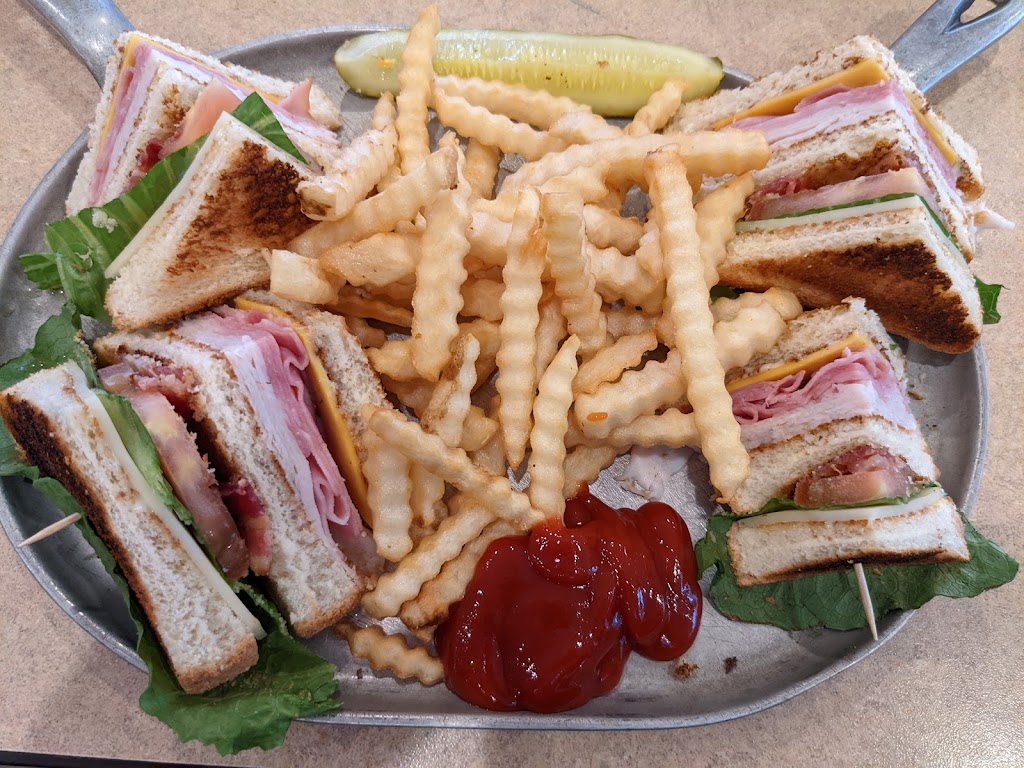 Iron Skillet | restaurant | 970 S Blake Ranch Rd, Kingman, AZ 86401, USA | 9286815246 OR +1 928-681-5246