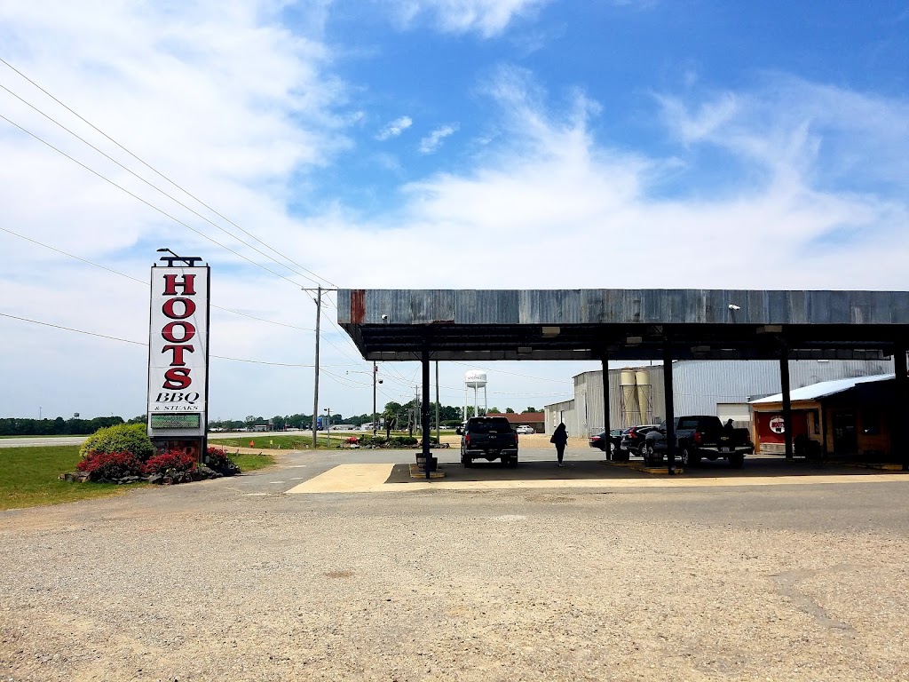 Hoots BBQ & Steaks | restaurant | 2008 US-65, McGehee, AR 71654, USA | 8702221234 OR +1 870-222-1234