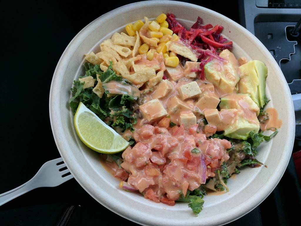 Freshii | restaurant | 90 Park Pl Blvd, Barrie, ON L4N 9A9, Canada | 7052301940 OR +1 705-230-1940