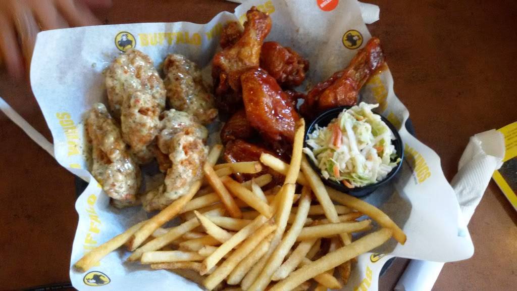 Buffalo Wild Wings | restaurant | 20 City Blvd E #901, Orange, CA 92868, USA | 7149399151 OR +1 714-939-9151