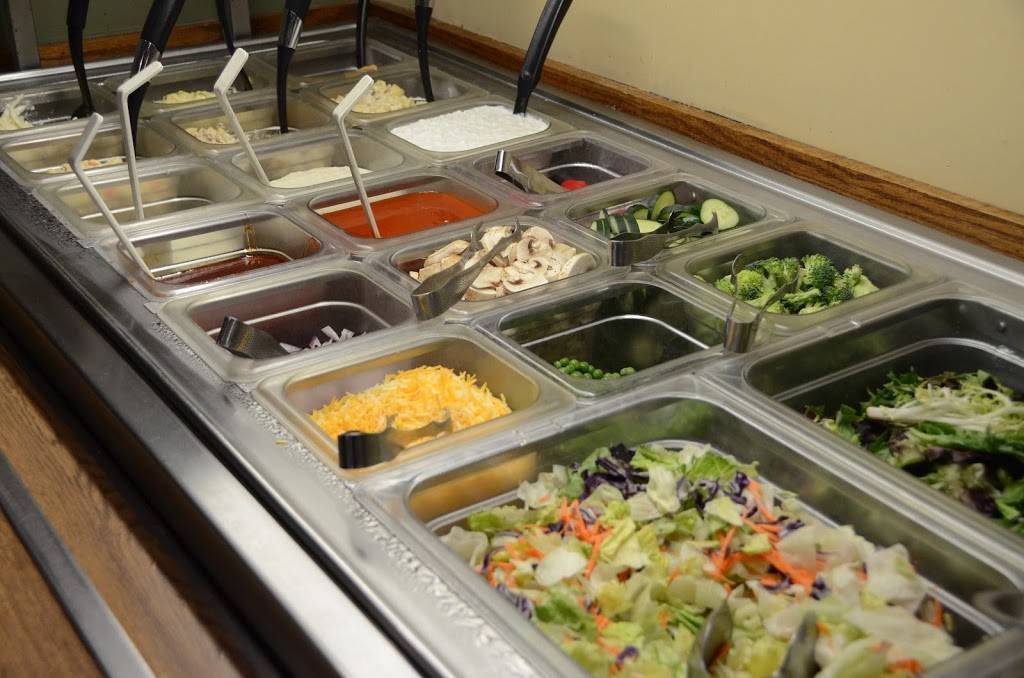 Parkside Restaurant & Bar | restaurant | 555 Davis St, Hammond, WI 54015, USA | 7157965222 OR +1 715-796-5222