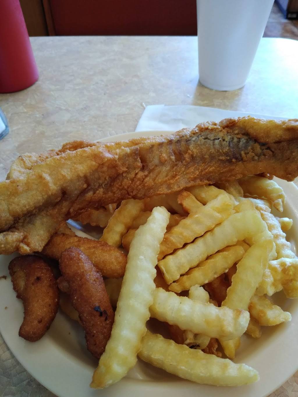 Petes of Gaffney | restaurant | 1405 W Floyd Baker Blvd, Gaffney, SC 29341, USA | 8644877201 OR +1 864-487-7201