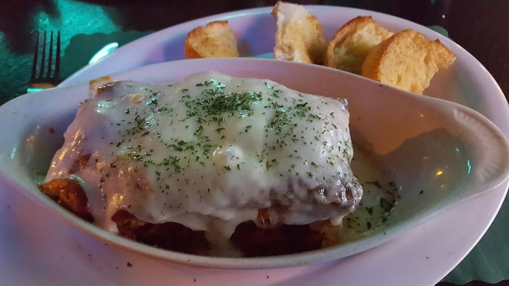 Amelias | restaurant | 724 E Layton Ave, Milwaukee, WI 53207, USA | 4144830345 OR +1 414-483-0345