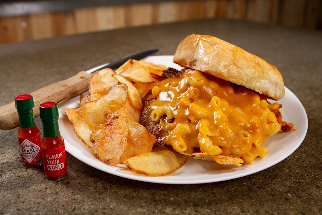 MamaBears Mac | restaurant | 7790 Service Center Dr, West Chester Township, OH 45069, USA | 5133494612 OR +1 513-349-4612