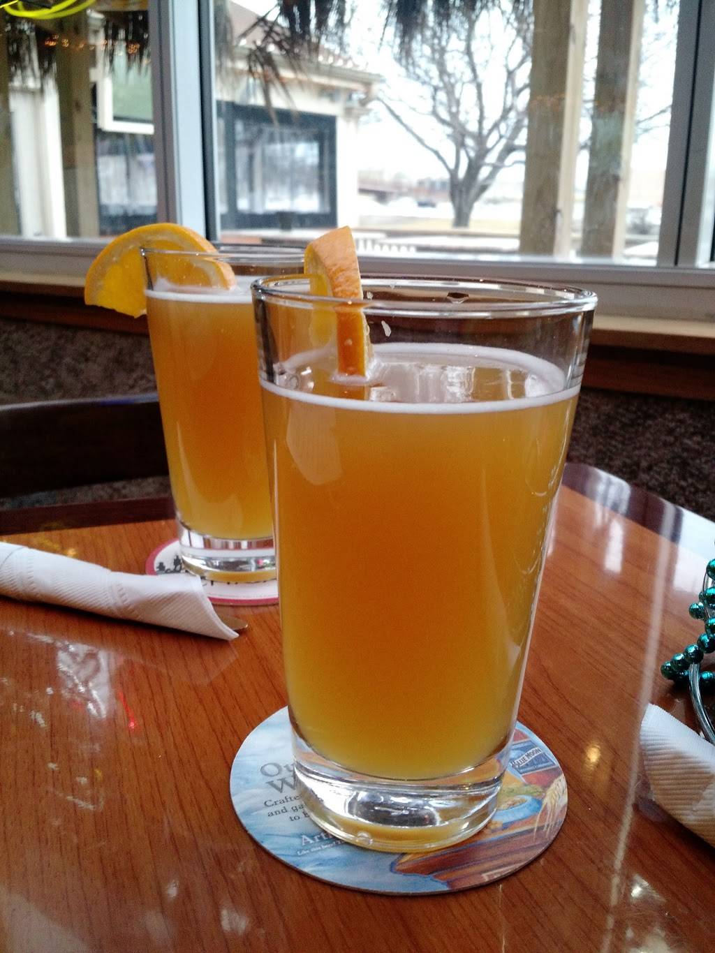 Crossroads Tavern & Eatery | restaurant | 396 W Irving Park Rd, Wood Dale, IL 60191, USA | 6308600055 OR +1 630-860-0055