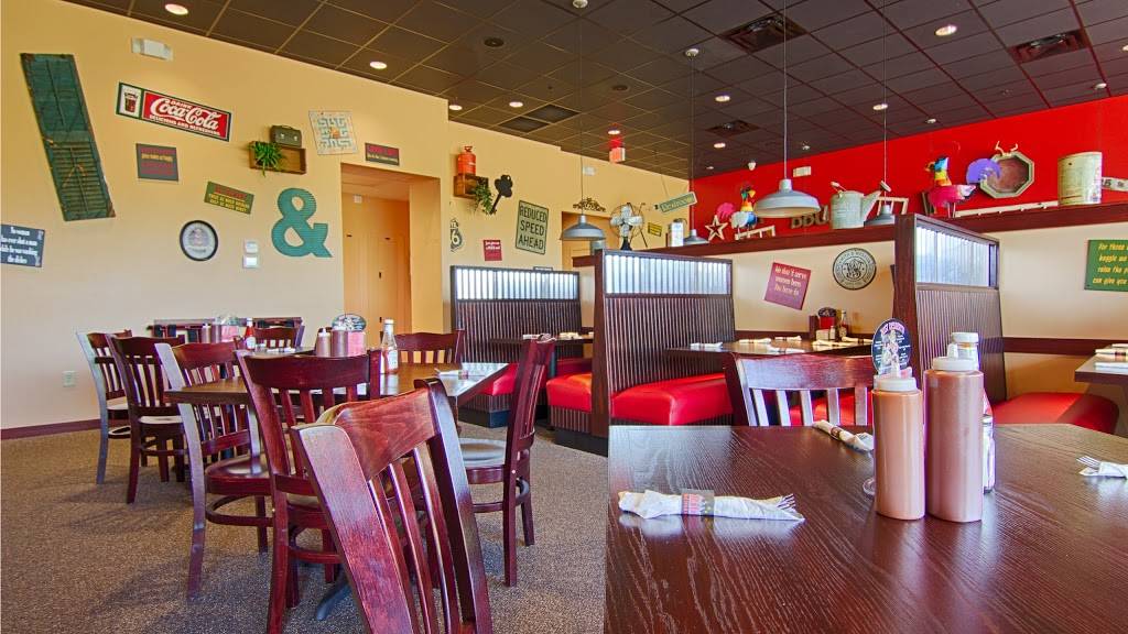 Rib City | restaurant | 6830 Shoppes at Plantation Dr, Fort Myers, FL 33912, USA | 2392257427 OR +1 239-225-7427