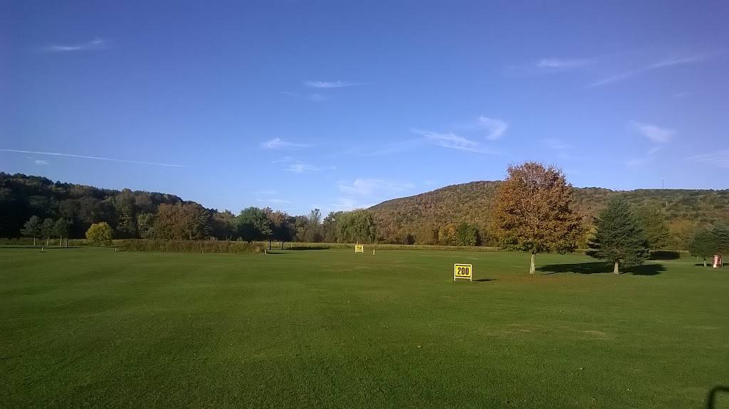 The Meadows Golf Center and All American BBQ | restaurant | 42565 NY-28, Margaretville, NY 12455, USA | 8455864104 OR +1 845-586-4104