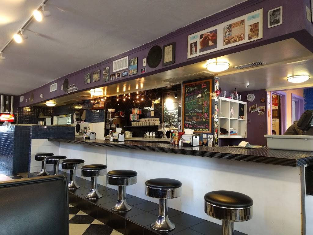 Star Seeds Cafe | restaurant | 3101 N Interstate 35 Frontage Rd, Austin, TX 78722, USA | 5124787107 OR +1 512-478-7107