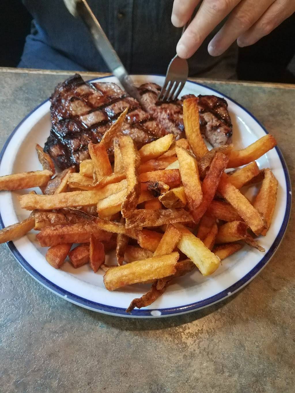 Ribeyes | restaurant | 2955 J Warren Rd, Cornelia, GA 30531, USA | 7067766186 OR +1 706-776-6186