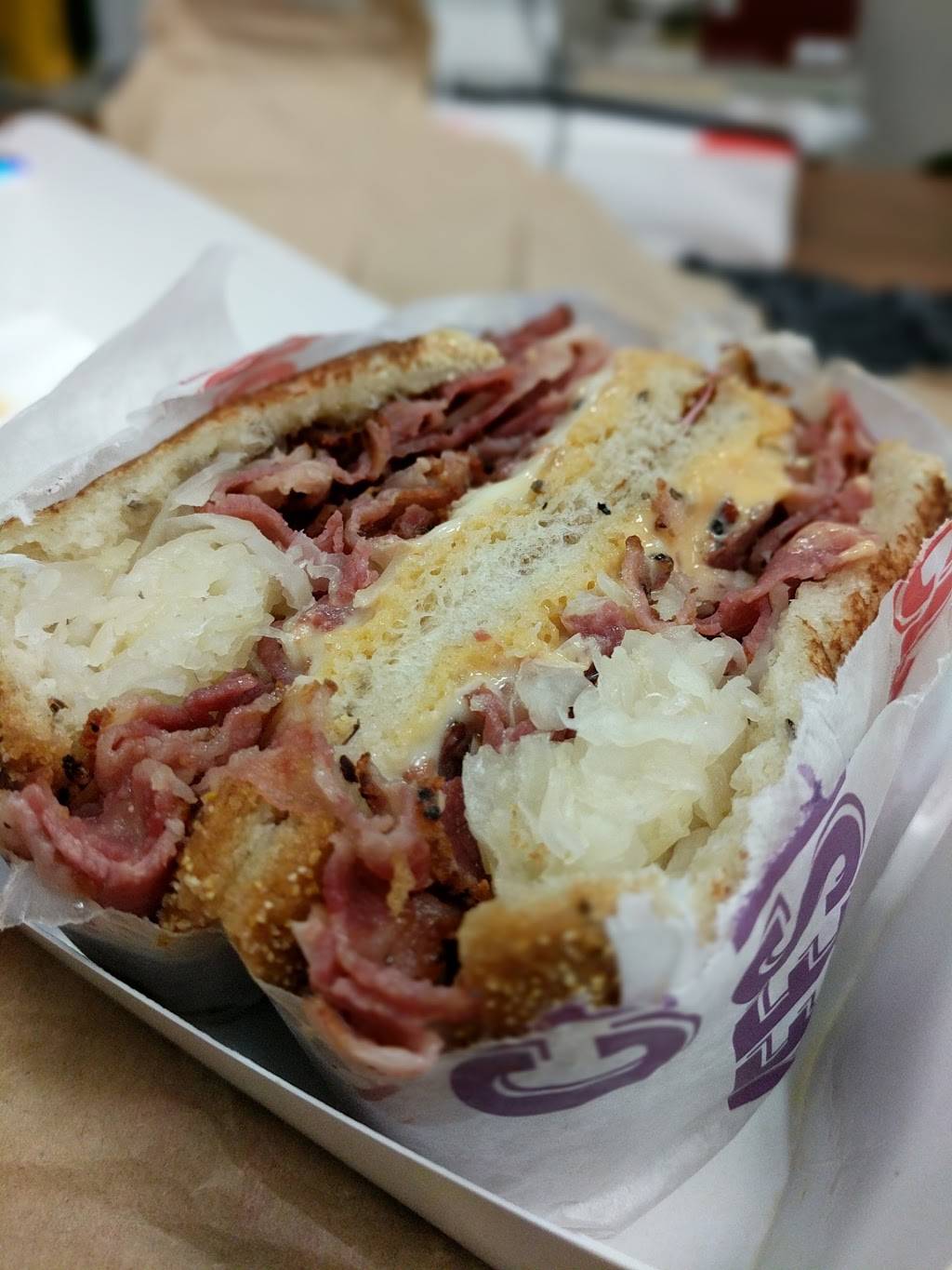 Wienerschnitzel | restaurant | 1352 W 190th St, Torrance, CA 90501, USA | 3107871026 OR +1 310-787-1026