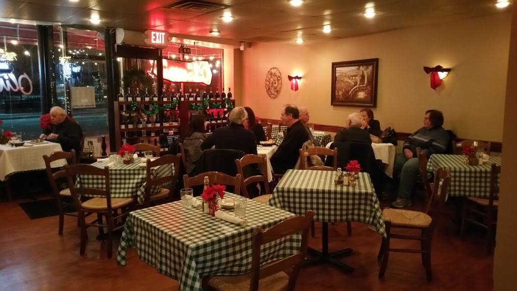 Trattoria Oliverii | restaurant | 1358 Shermer Rd, Northbrook, IL 60062, USA | 8475598785 OR +1 847-559-8785