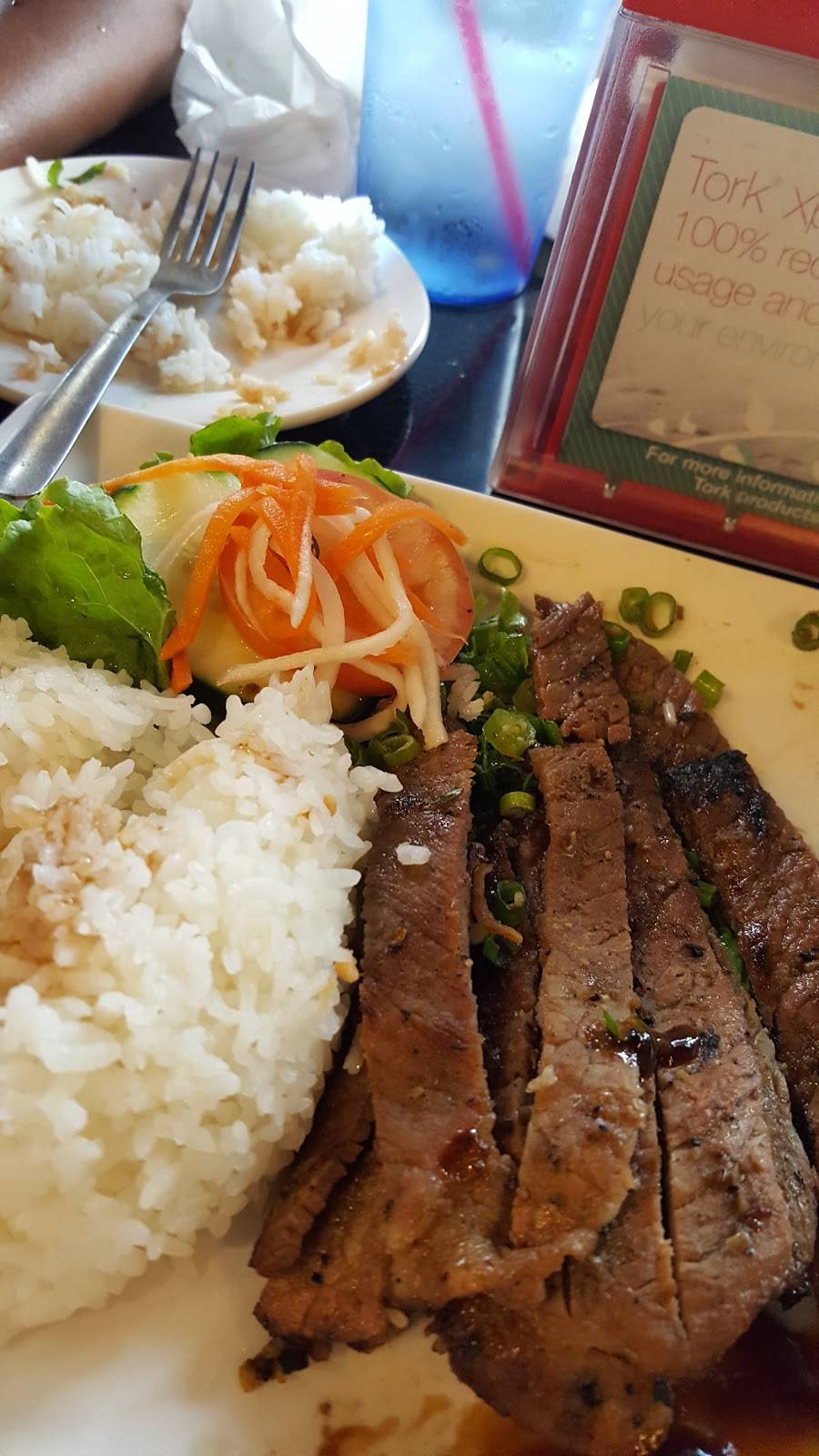 Pho 777 | restaurant | 323 Metzler Dr, Castle Rock, CO 80108, USA | 3036888178 OR +1 303-688-8178