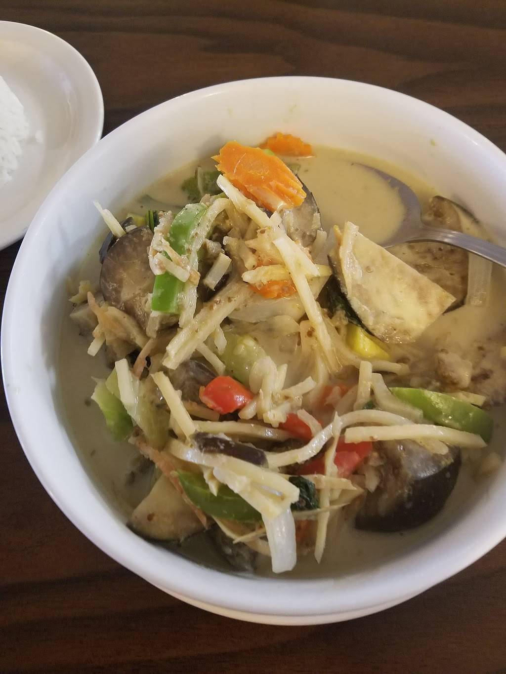 Anns Thai Kitchen | restaurant | 169 NC-111, Beulaville, NC 28518, USA | 9102988425 OR +1 910-298-8425