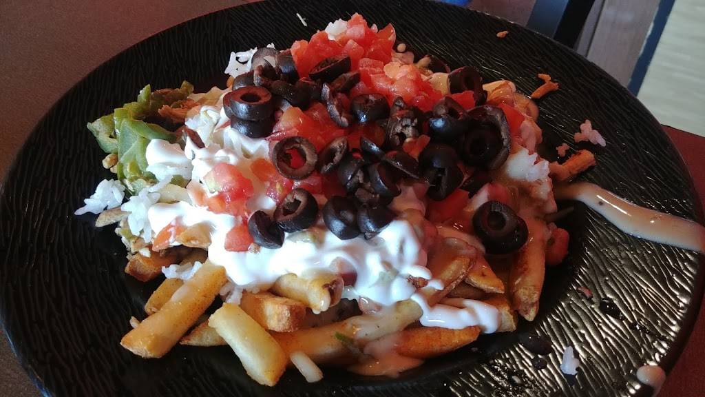 PepperJax Grill | restaurant | 6719 University Ave, Cedar Falls, IA 50613, USA | 3192666180 OR +1 319-266-6180