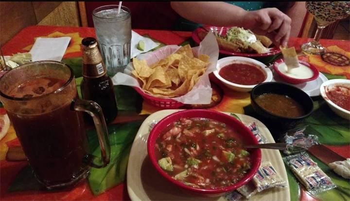 Hacienda Vieja | restaurant | 3035 US-36, Pendleton, IN 46064, USA | 7657783104 OR +1 765-778-3104