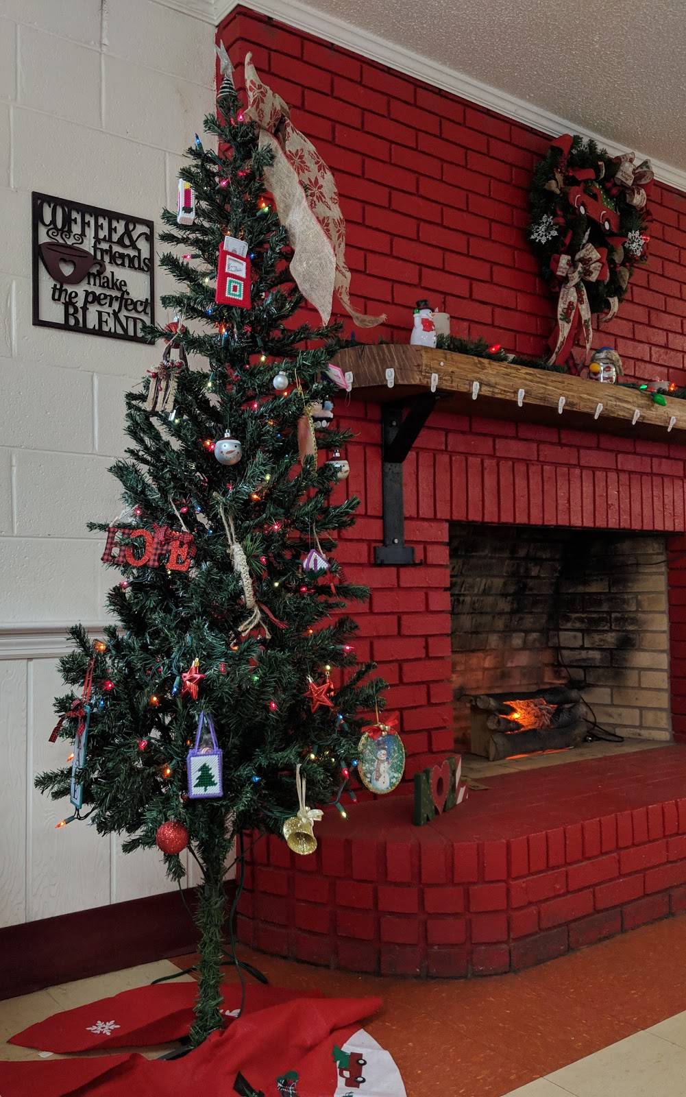 Red Top Cafe | restaurant | 4963 NC-704, Sandy Ridge, NC 27046, USA | 3368713444 OR +1 336-871-3444