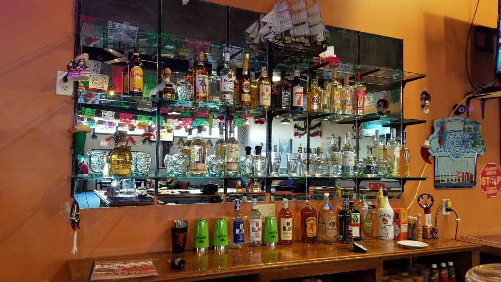 El Patrons Mexican Restaurant | restaurant | 126 Illinois St SW, Camdenton, MO 65020, USA | 5738732876 OR +1 573-873-2876