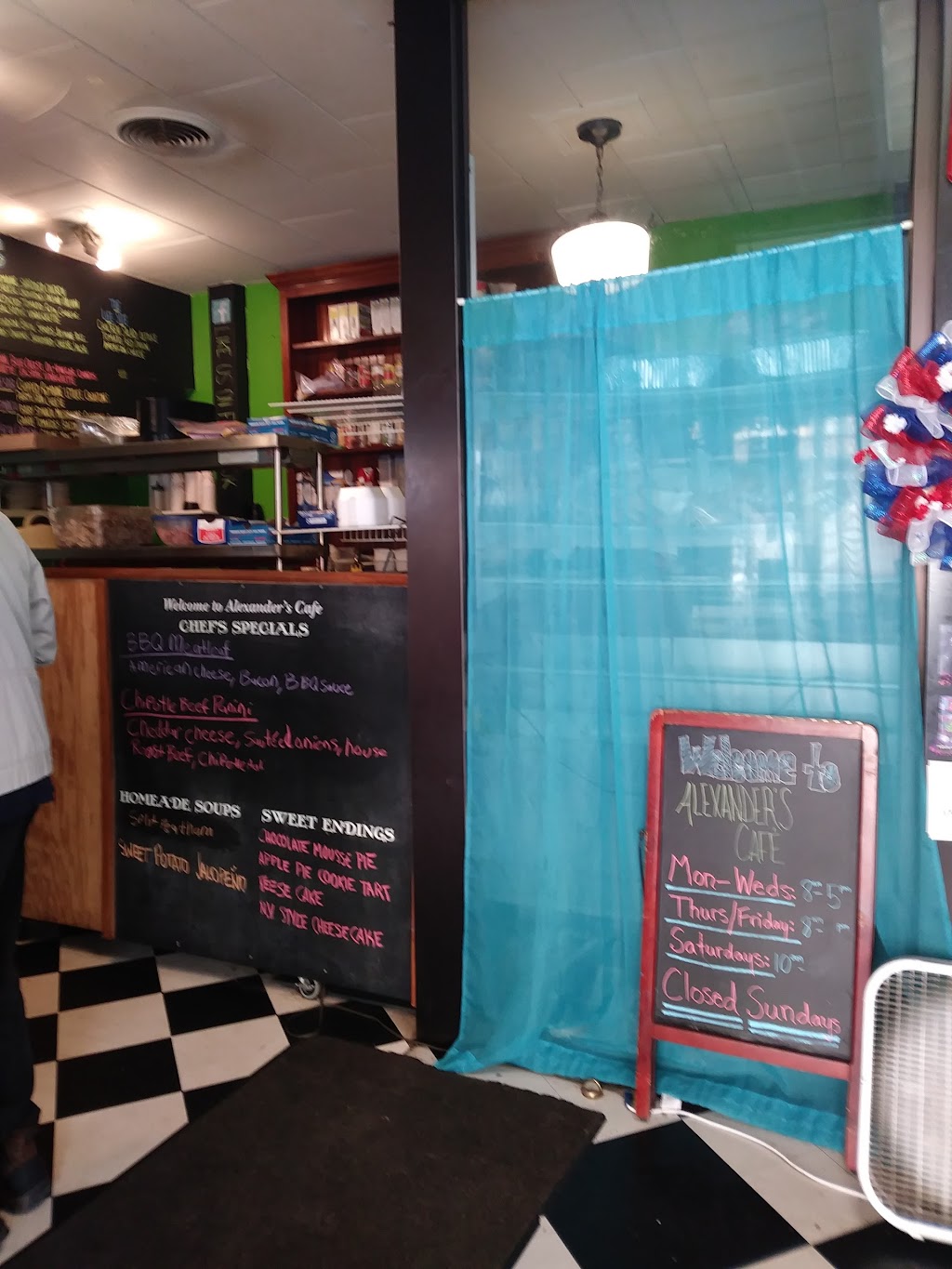 Alexanders Cafe | cafe | 34 Chenango St, Binghamton, NY 13901, USA | 6072964388 OR +1 607-296-4388