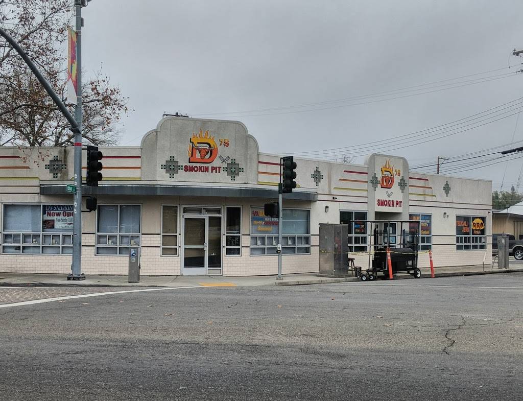 Ds Smokin Pit | restaurant | 1800 Del Paso Blvd #101, Sacramento, CA 95815, USA | 9169939428 OR +1 916-993-9428