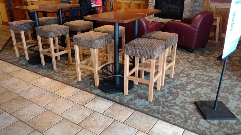Caribou Coffee | cafe | 1595 2nd Ave NE, Cambridge, MN 55008, USA | 7636892896 OR +1 763-689-2896