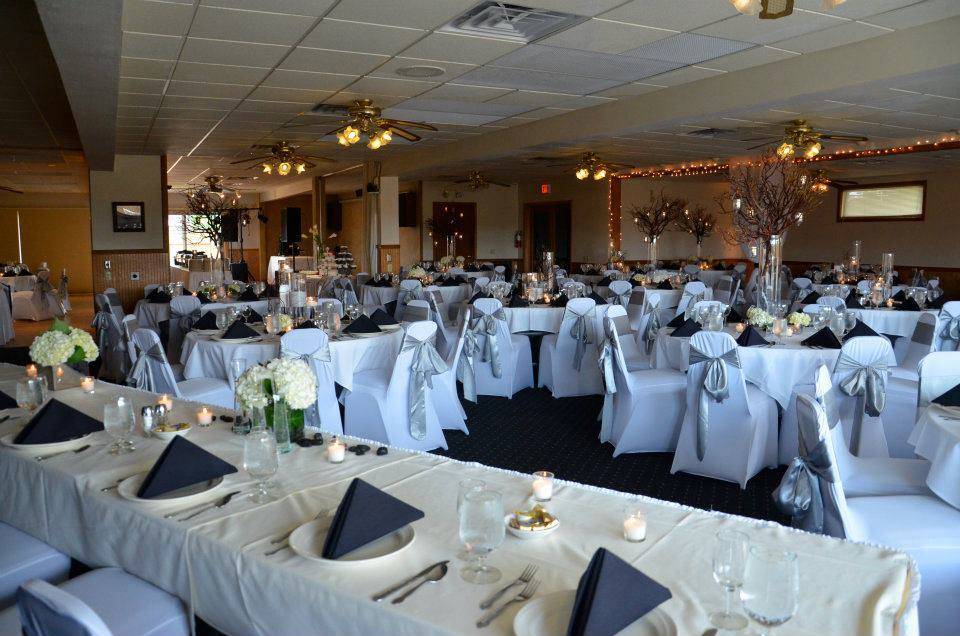 Arthurs Supper Club | night club | E4885 US-14, Spring Green, WI 53588, USA | 6085882521 OR +1 608-588-2521