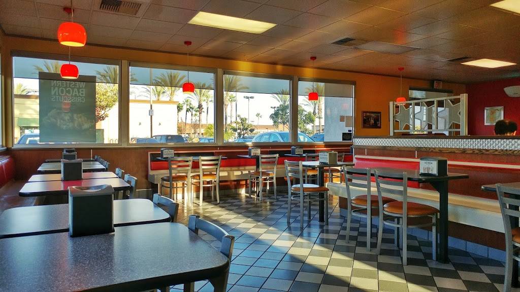 Carls Jr. | meal takeaway | 2100 E Carson St, Long Beach, CA 90807, USA | 5624929984 OR +1 562-492-9984