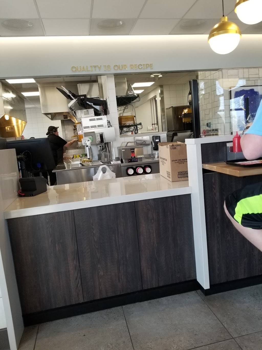 Wendys | restaurant | 3301 Plainfield Ave NE, Grand Rapids, MI 49525, USA | 6163611411 OR +1 616-361-1411